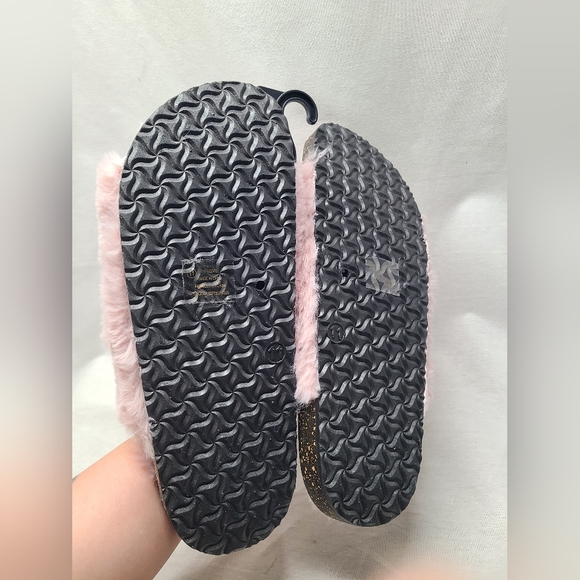 George slip on pink faux fur slipper shoes- Size 11 Womens- New with tags - Picture 3 of 4